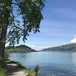 Moderne Mit Panoramablick Auf Thunersee Appartamento
