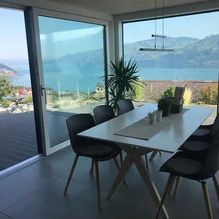 Moderne Mit Panoramablick Auf Thunersee * Krattigen