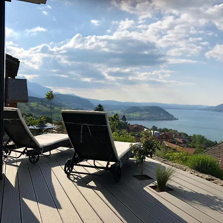 Apartamento Moderne Mit Panoramablick Auf Thunersee Krattigen