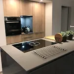 Moderne Mit Panoramablick Auf Thunersee * Krattigen