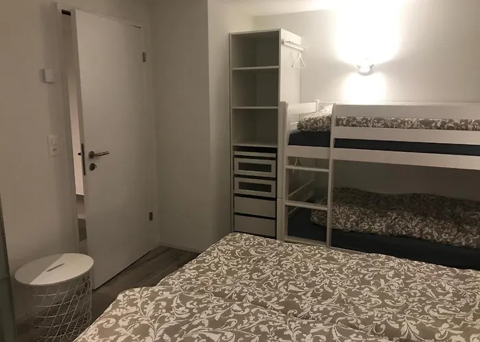 Moderne Mit Panoramablick Auf Thunersee Apartment Krattigen