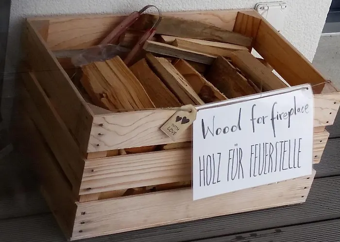 Moderne Mit Panoramablick Auf Thunersee * Krattigen