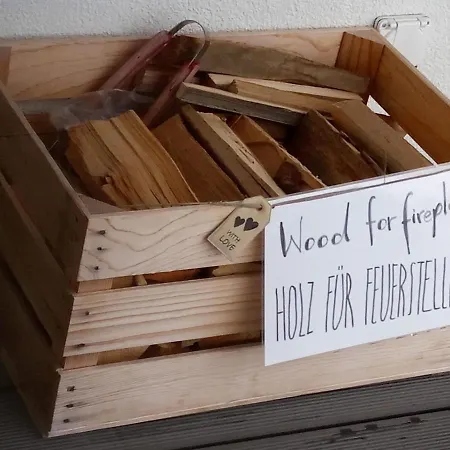 Moderne Mit Panoramablick Auf Thunersee * Krattigen