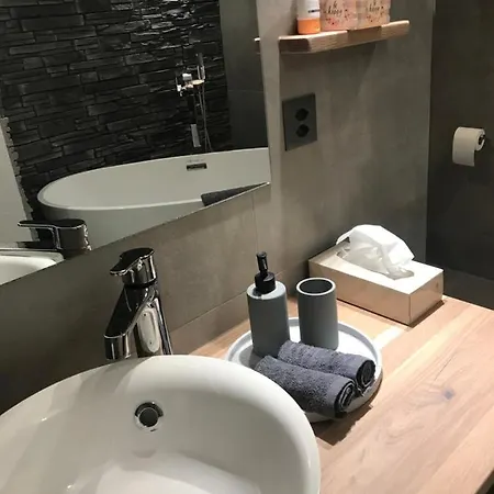 Moderne Mit Panoramablick Auf Thunersee Апартаменты