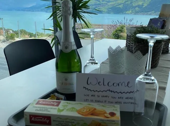 Moderne Mit Panoramablick Auf Thunersee Apartamento Krattigen