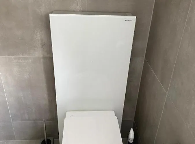 Moderne Mit Panoramablick Auf Thunersee * Krattigen