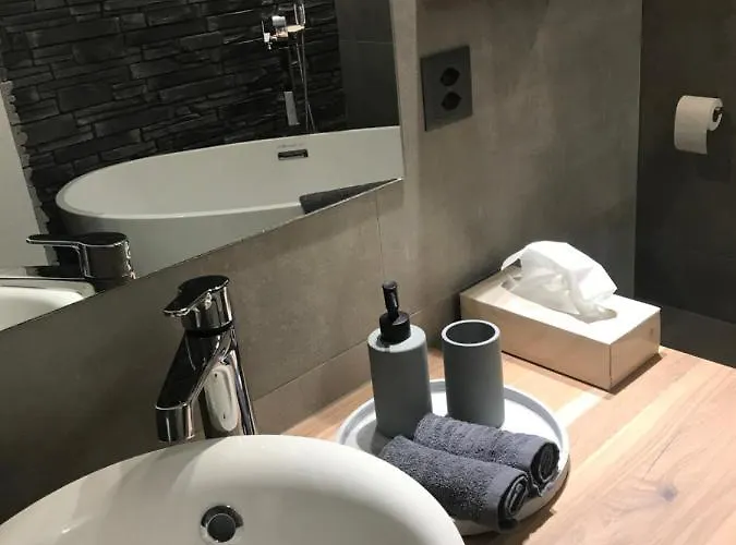 Moderne Mit Panoramablick Auf Thunersee Apartamento